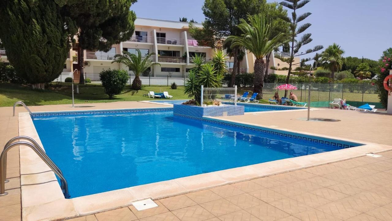 01 Sra Da Rocha Com Piscina E Ac - Casas & Papeis Apartment Armação de Pêra Екстериор снимка